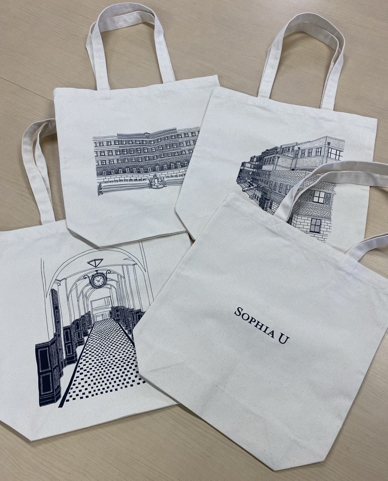Unknown story of New Sophia tote bag